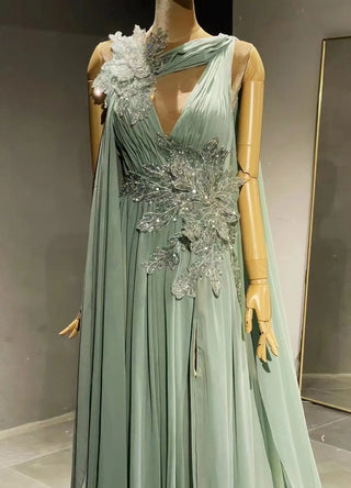 QUEENS DUBAI: Mint Green Chic - Chiffon Costume Show Fashion Show Evening Dress