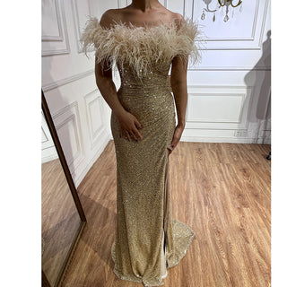 Green Sexy Mermaid High Split Feathers Evening Gown: Formal Luxury for Women's Wedding Party 2024